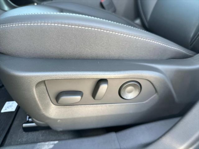 new 2025 Buick Envision car, priced at $37,356