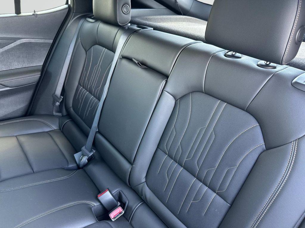 new 2025 Buick Envista car, priced at $30,576