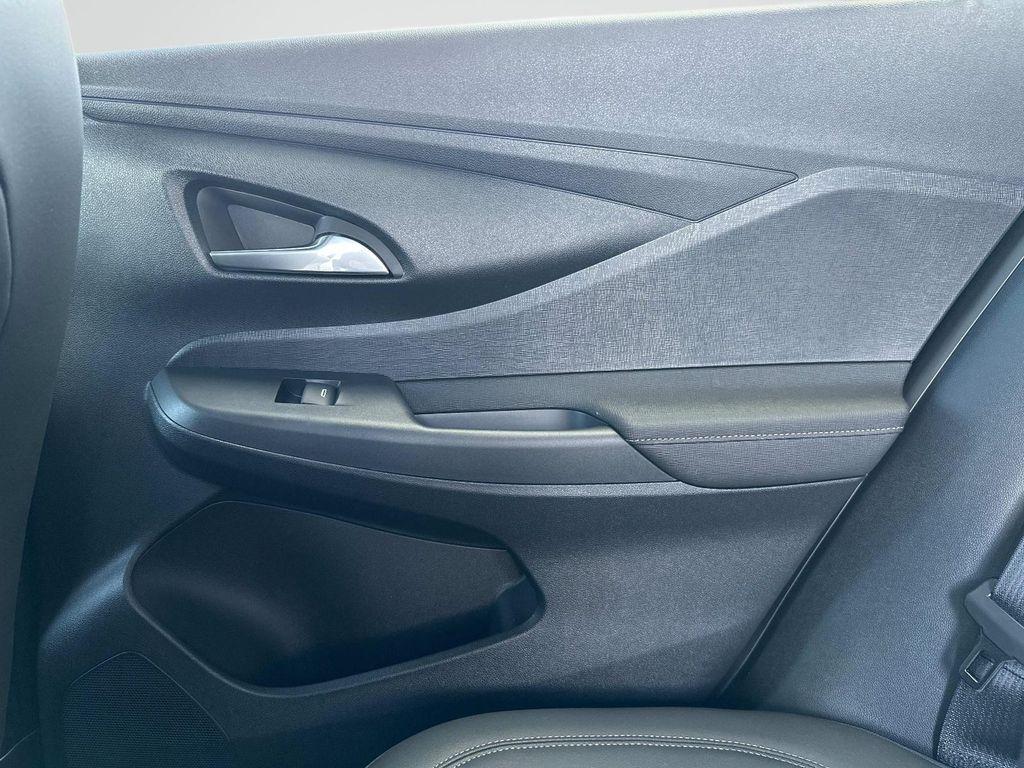 new 2025 Buick Envista car, priced at $30,576