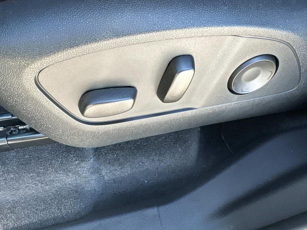 new 2025 Buick Enclave car, priced at $50,425