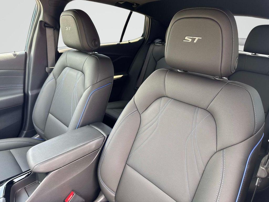 new 2026 Buick Envista car, priced at $30,155
