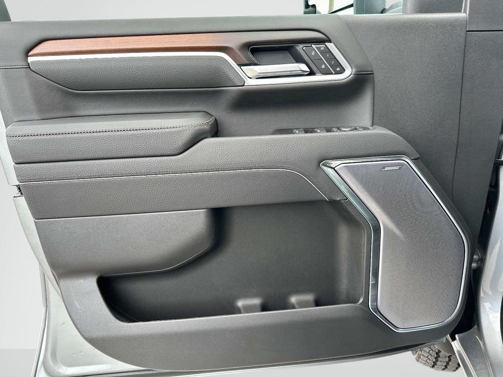 new 2025 GMC Sierra 2500 car, priced at $87,711