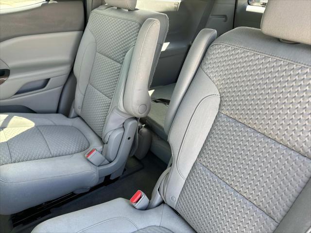 used 2018 GMC Acadia car, priced at $19,875