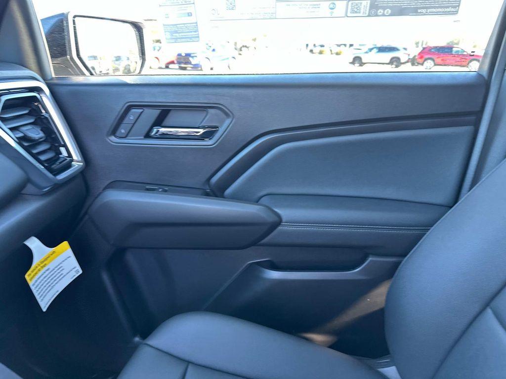new 2025 GMC Canyon car, priced at $44,795