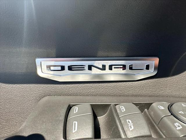 new 2025 GMC Sierra 1500 car, priced at $77,000