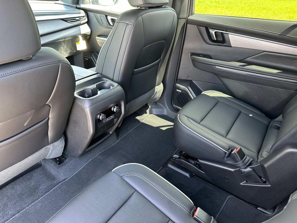 new 2025 Buick Enclave car, priced at $47,324