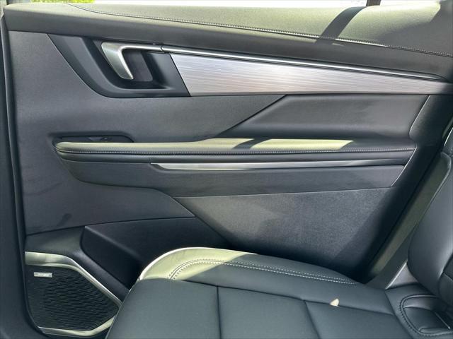 new 2025 Buick Enclave car, priced at $47,324