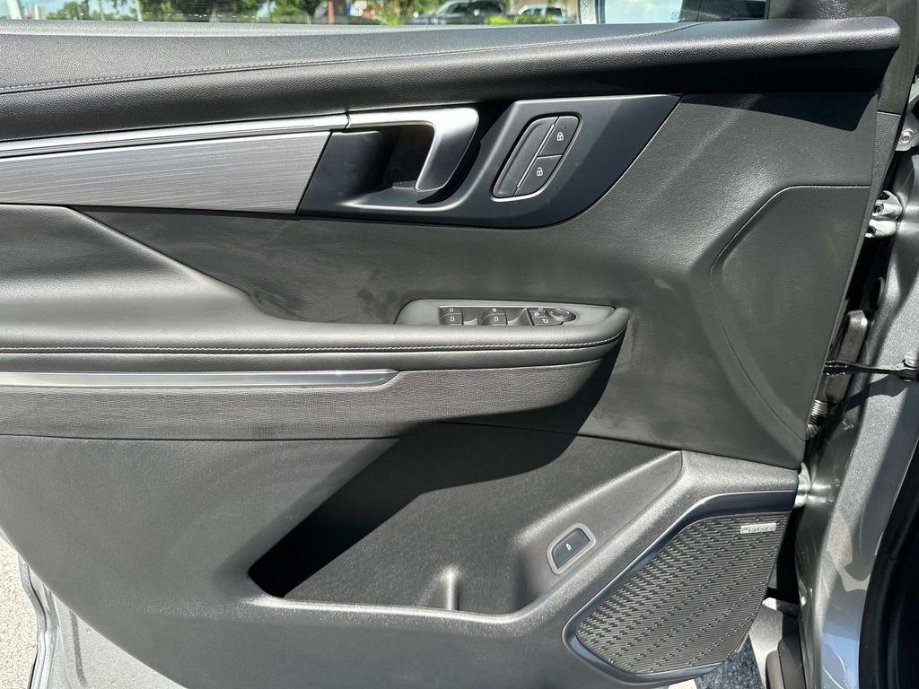 new 2025 Buick Enclave car, priced at $47,324