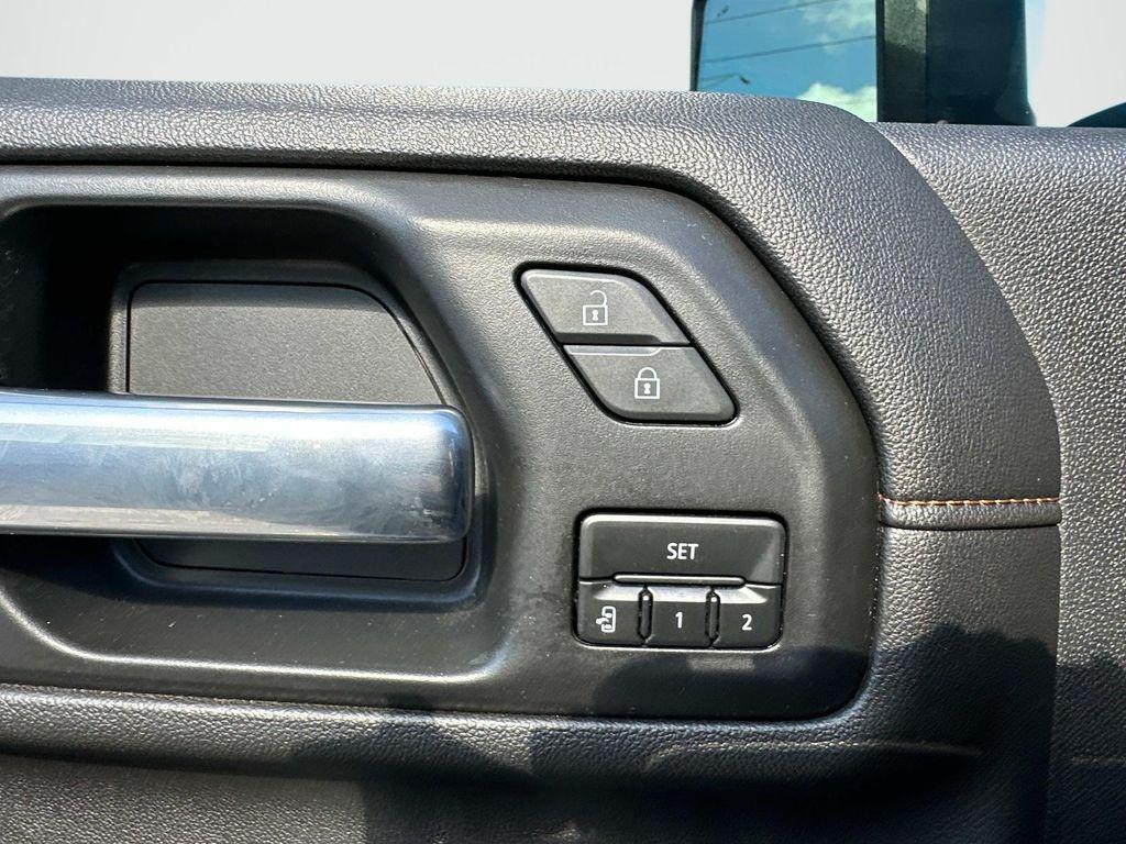 used 2021 GMC Sierra 2500 car, priced at $43,987