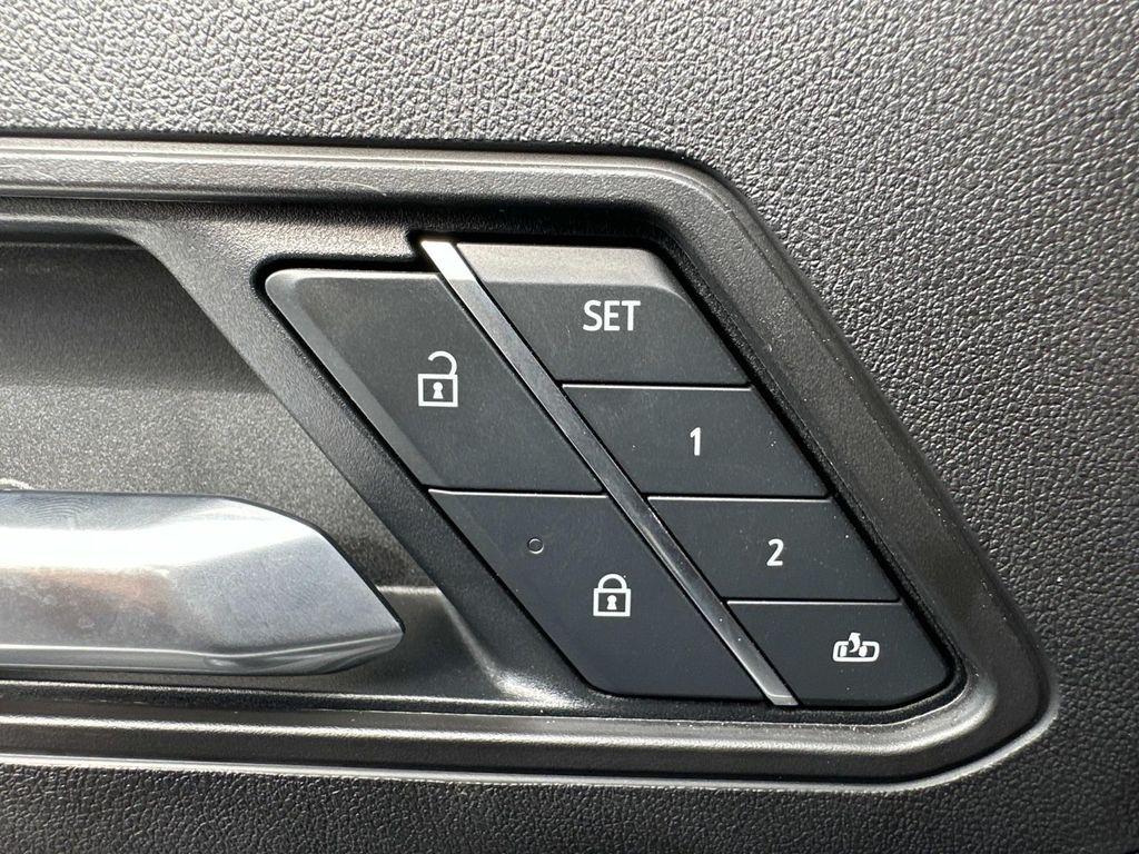 used 2025 GMC HUMMER EV SUV car, priced at $75,598