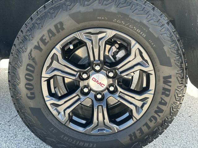 used 2024 GMC Canyon car, priced at $35,278