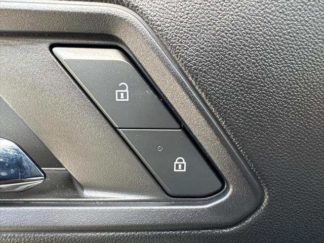 used 2024 GMC Canyon car, priced at $35,278