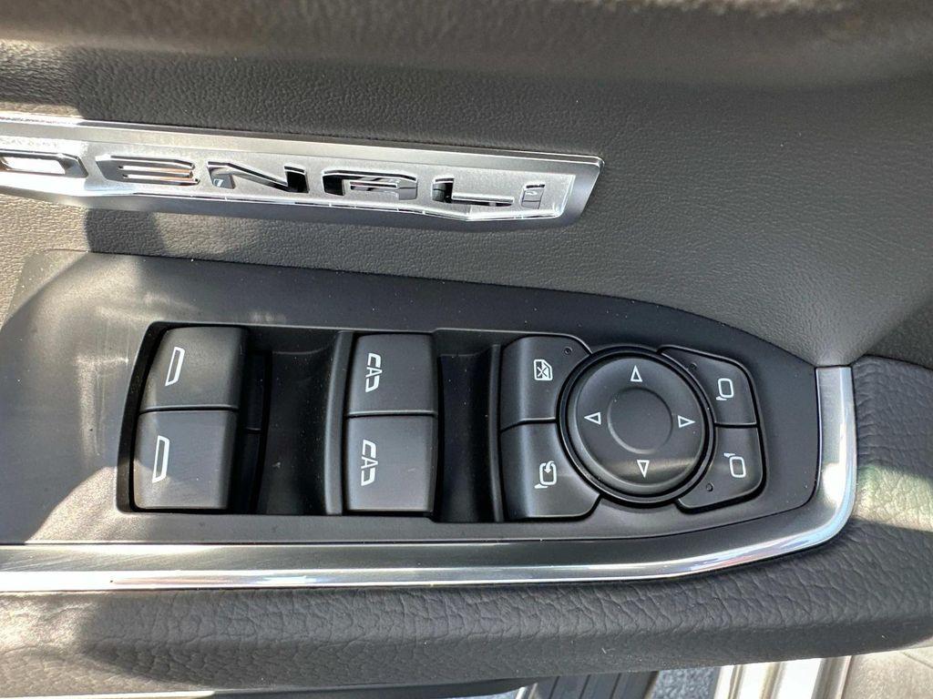 new 2025 GMC Sierra 1500 car, priced at $73,945