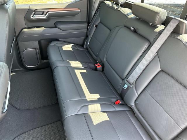 new 2025 GMC Sierra 1500 car, priced at $74,945