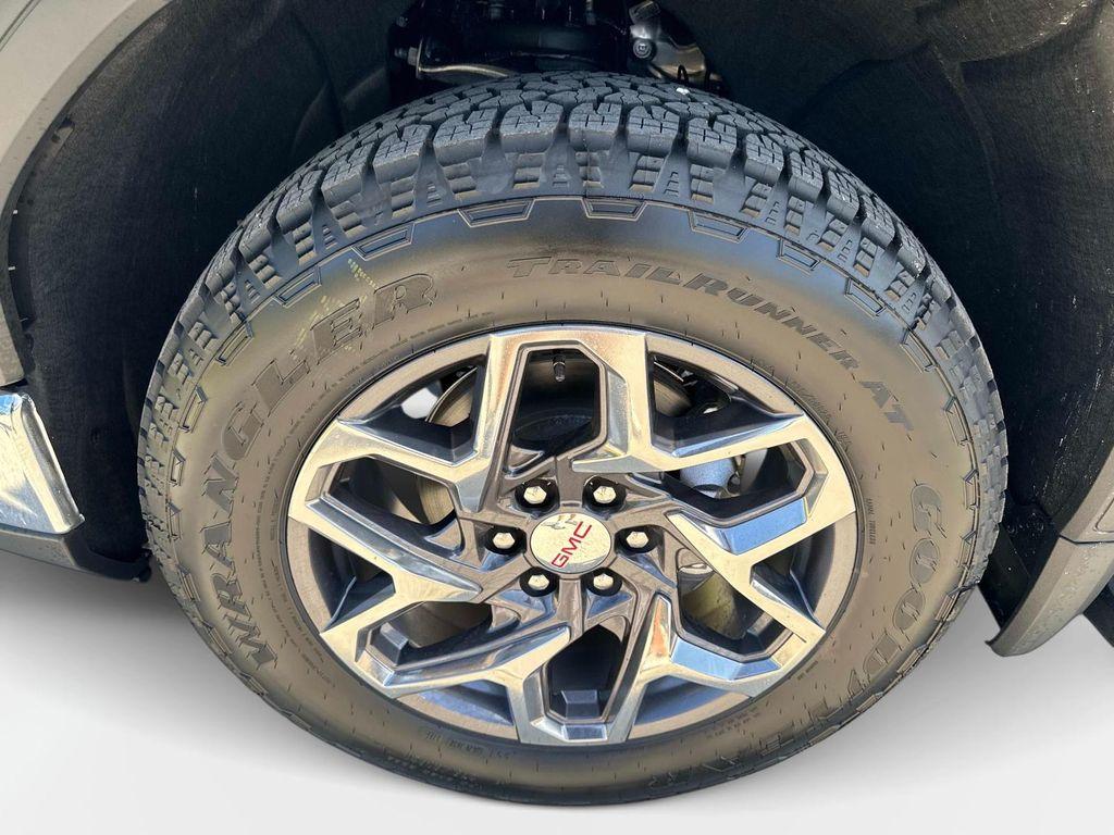 new 2026 GMC Sierra 1500 car, priced at $65,320