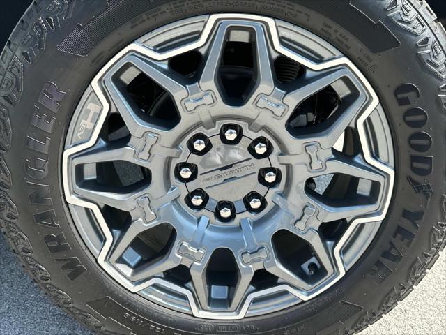used 2024 GMC HUMMER EV SUV car, priced at $76,661