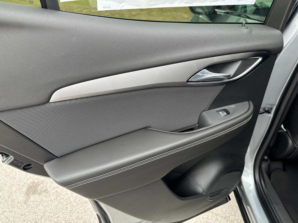 new 2025 Buick Envision car, priced at $42,423