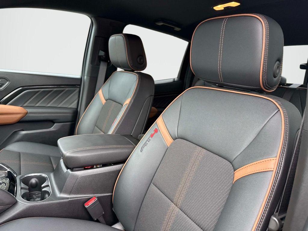 new 2025 GMC Canyon car, priced at $45,890