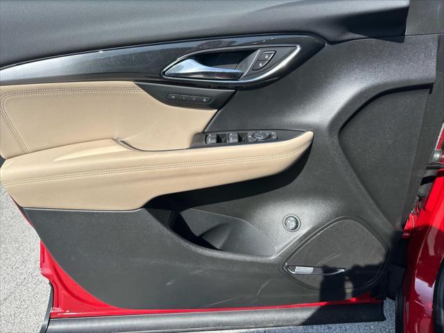 new 2025 Buick Envision car, priced at $37,356