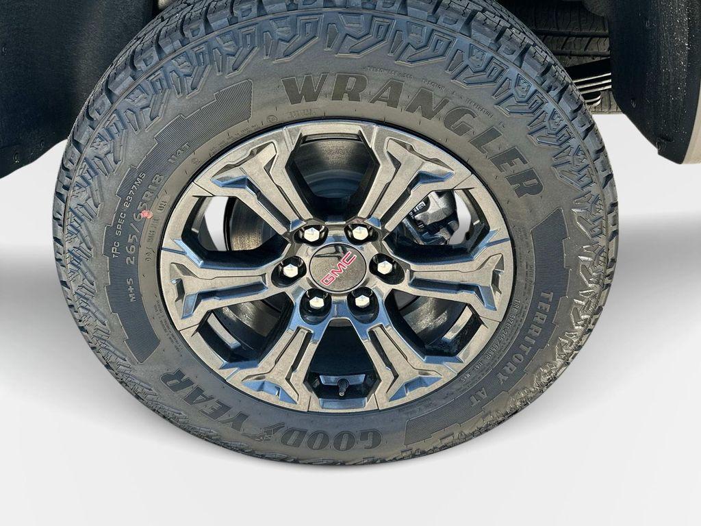 new 2025 GMC Canyon car, priced at $41,218