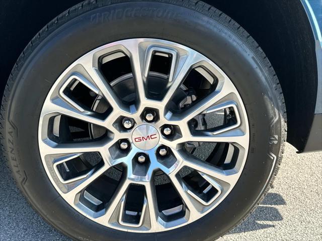 new 2025 GMC Yukon XL car, priced at $88,260