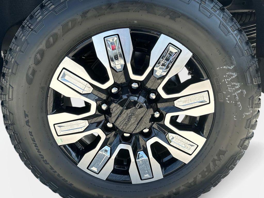 new 2025 GMC Sierra 2500 car, priced at $85,882