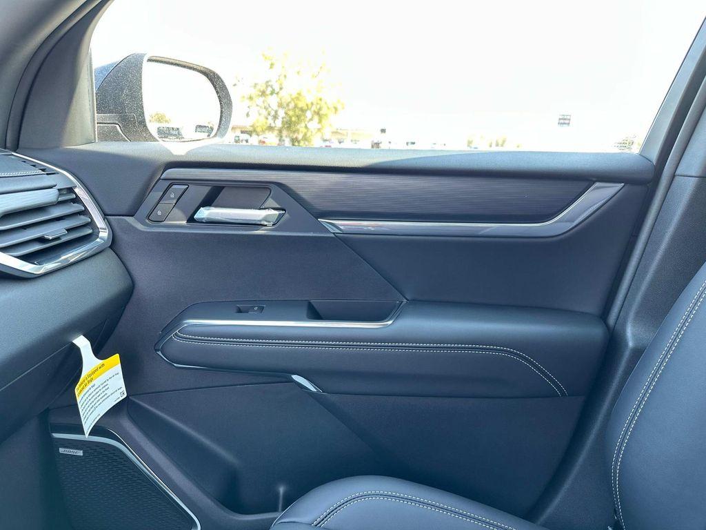 new 2025 GMC Acadia car, priced at $48,625
