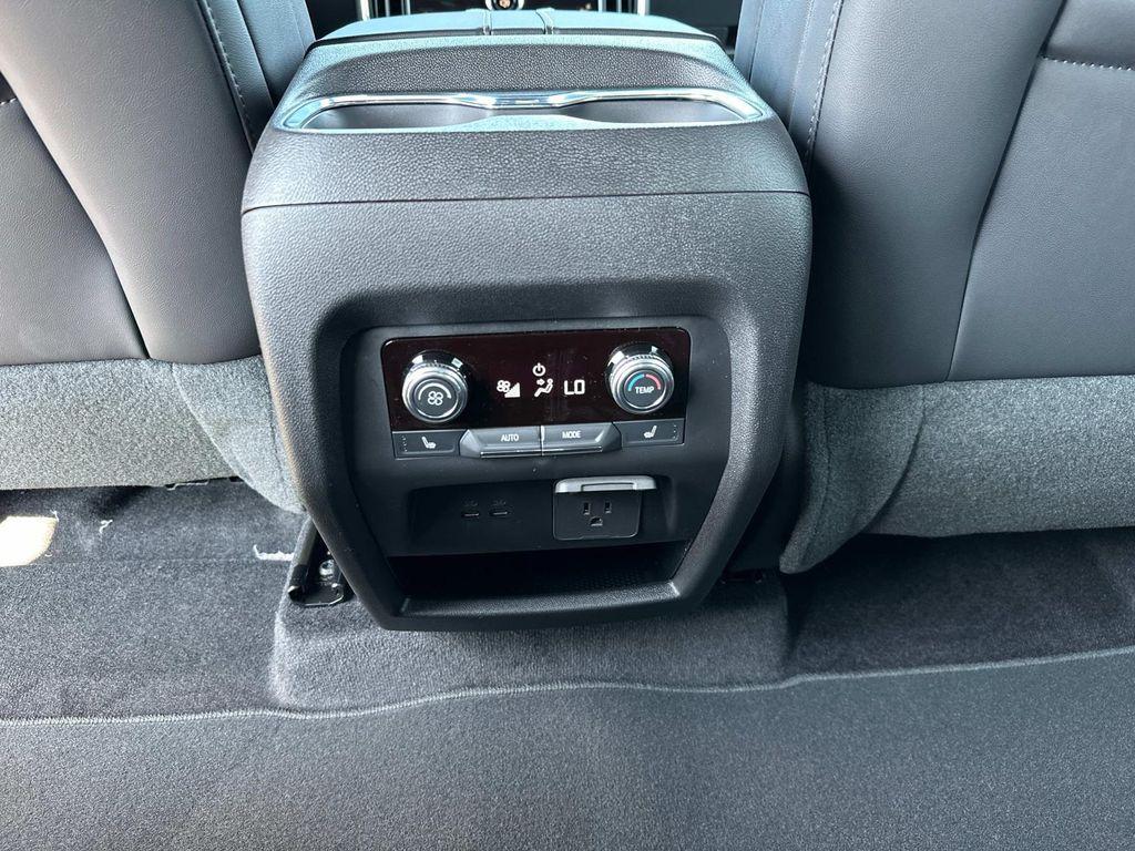 new 2025 GMC Acadia car, priced at $48,625