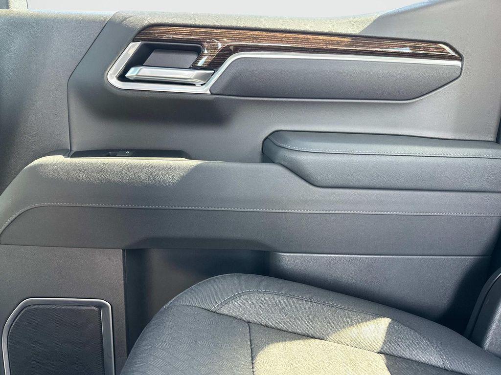 new 2026 GMC Sierra 1500 car, priced at $51,700