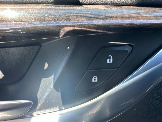 used 2019 Buick Enclave car, priced at $24,000