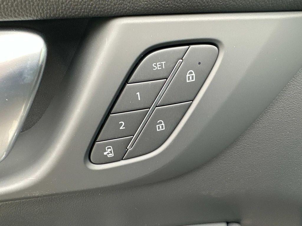 new 2025 Buick Enclave car, priced at $48,925