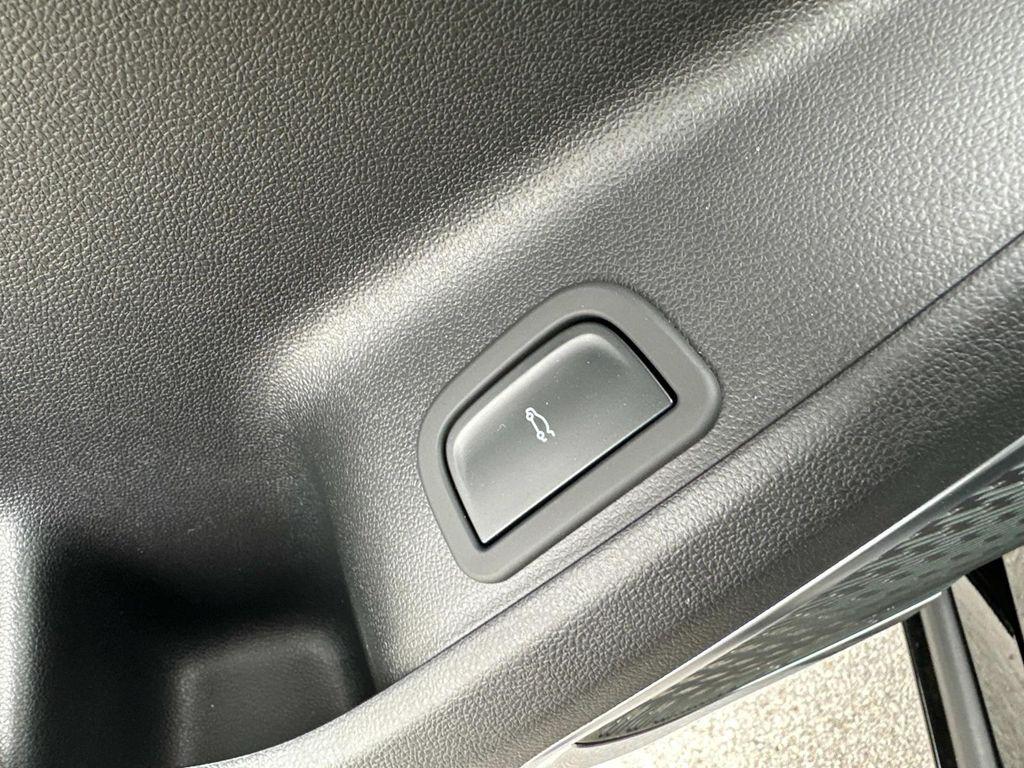 new 2025 Buick Enclave car, priced at $48,925