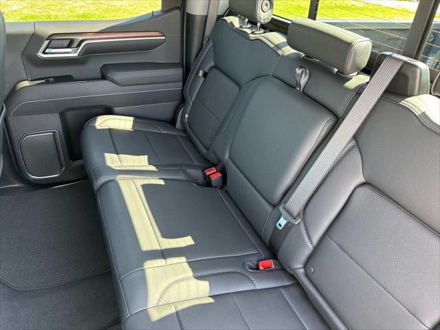 new 2025 GMC Sierra 1500 car, priced at $77,000