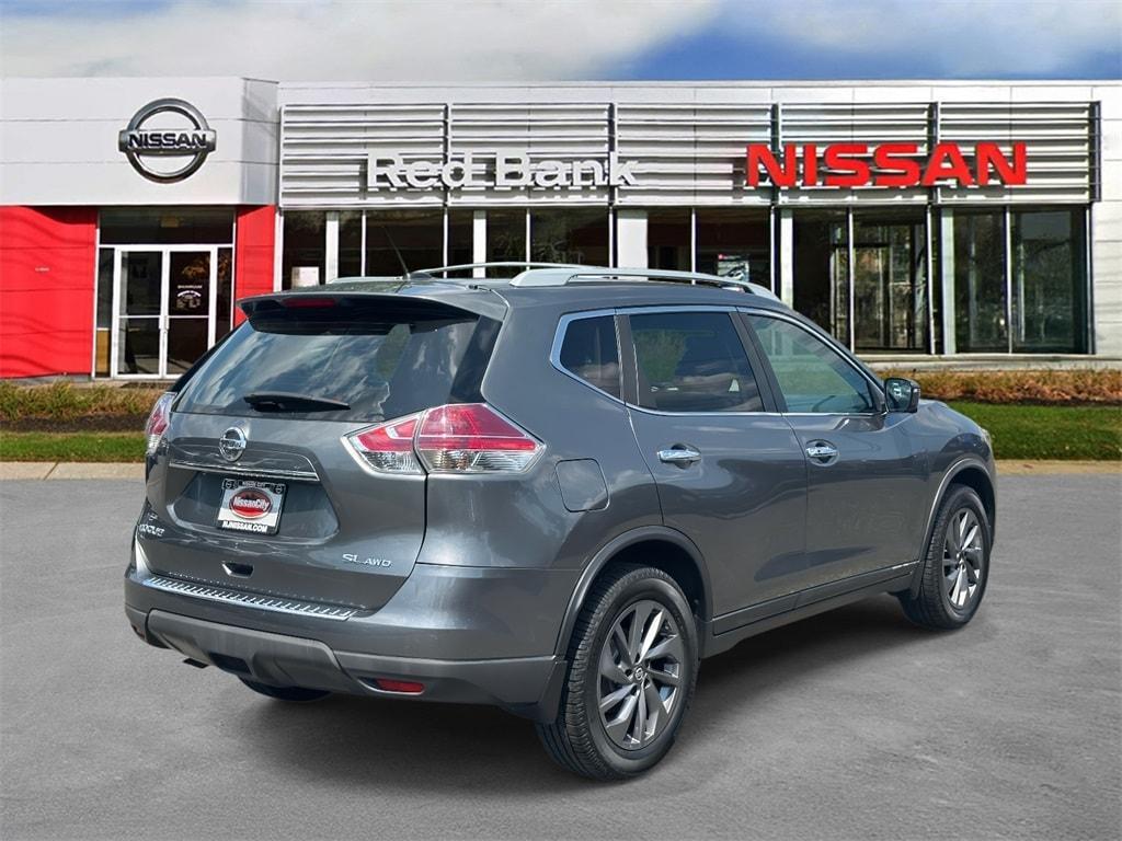 used 2016 Nissan Rogue car, priced at $15,388