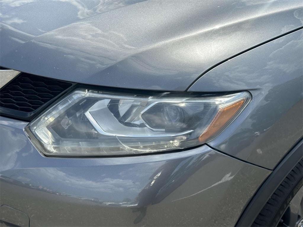 used 2016 Nissan Rogue car, priced at $15,388