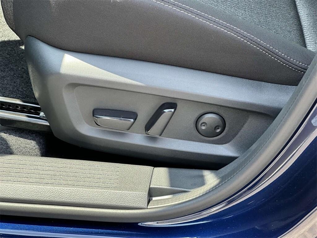 new 2025 Nissan Rogue car, priced at $33,385