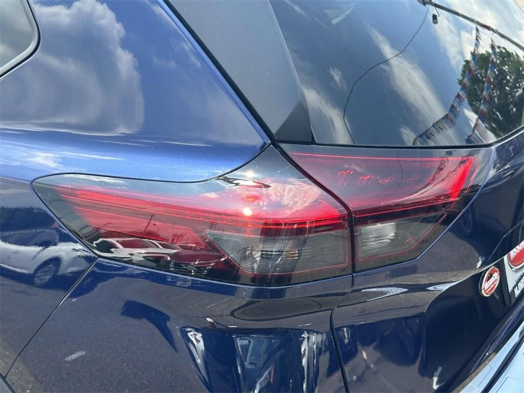 new 2025 Nissan Rogue car, priced at $33,385