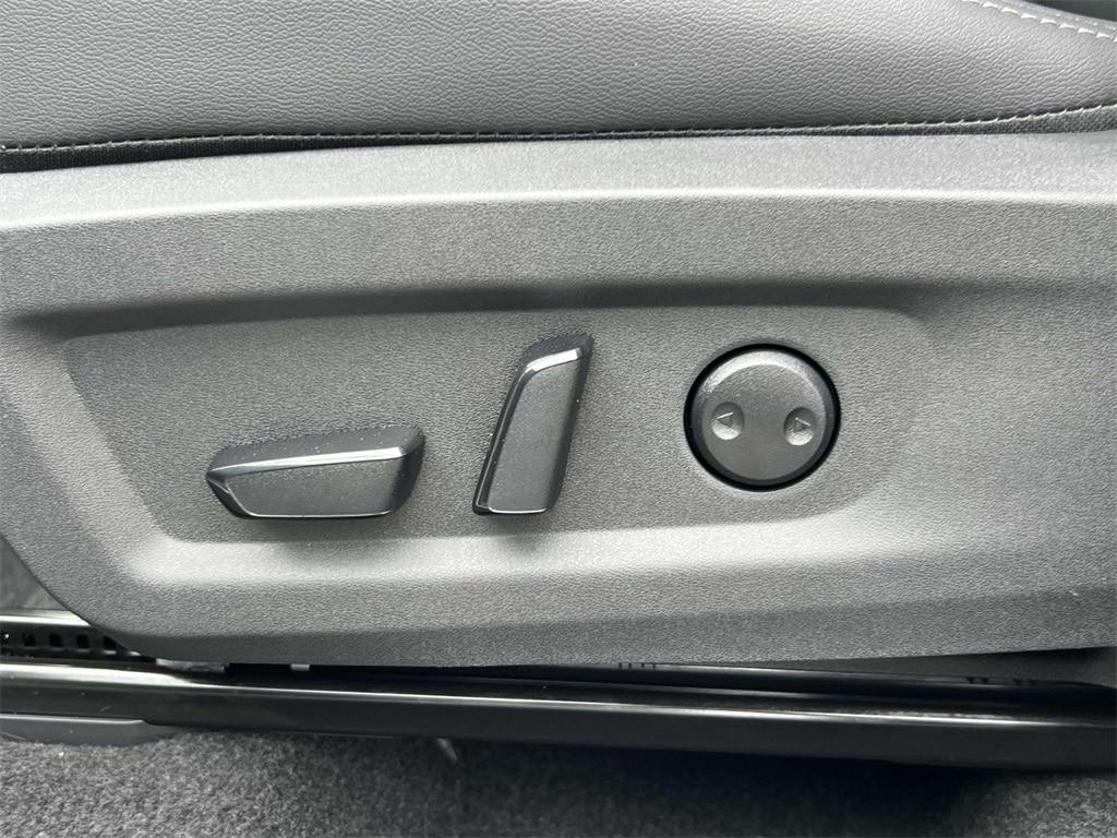 new 2025 Nissan Murano car, priced at $44,165