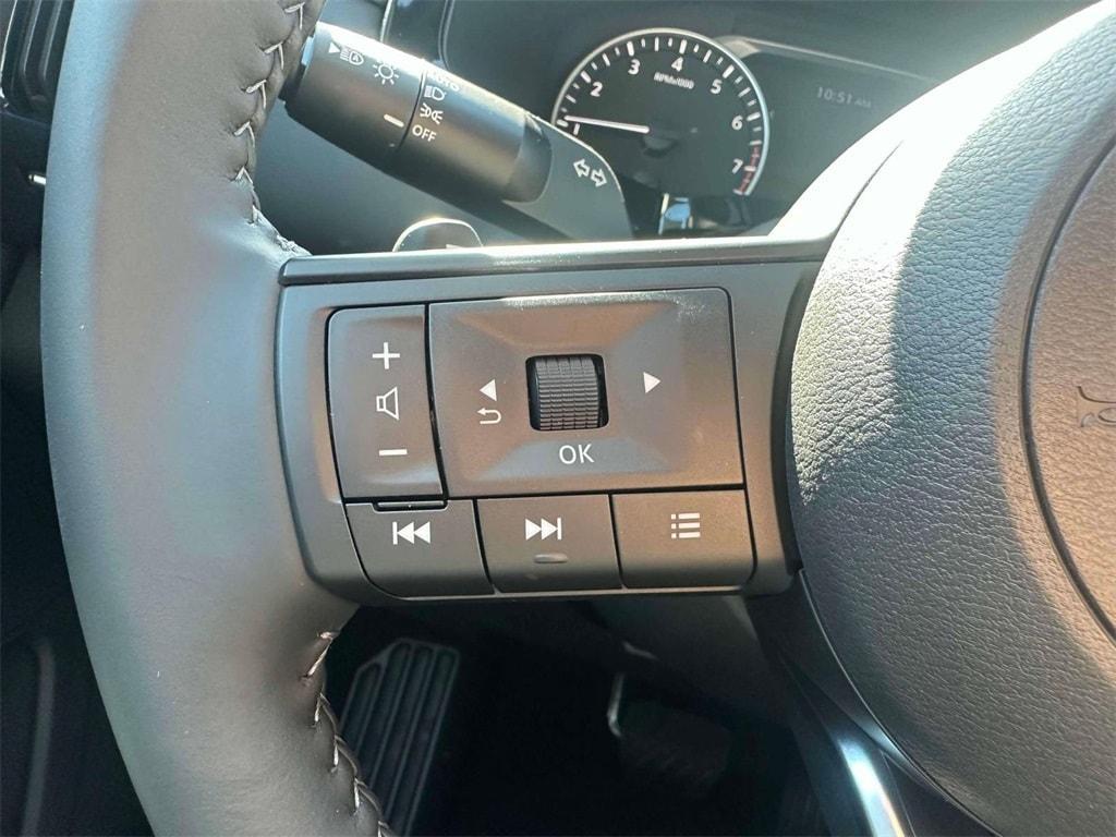 new 2025 Nissan Pathfinder car, priced at $44,870