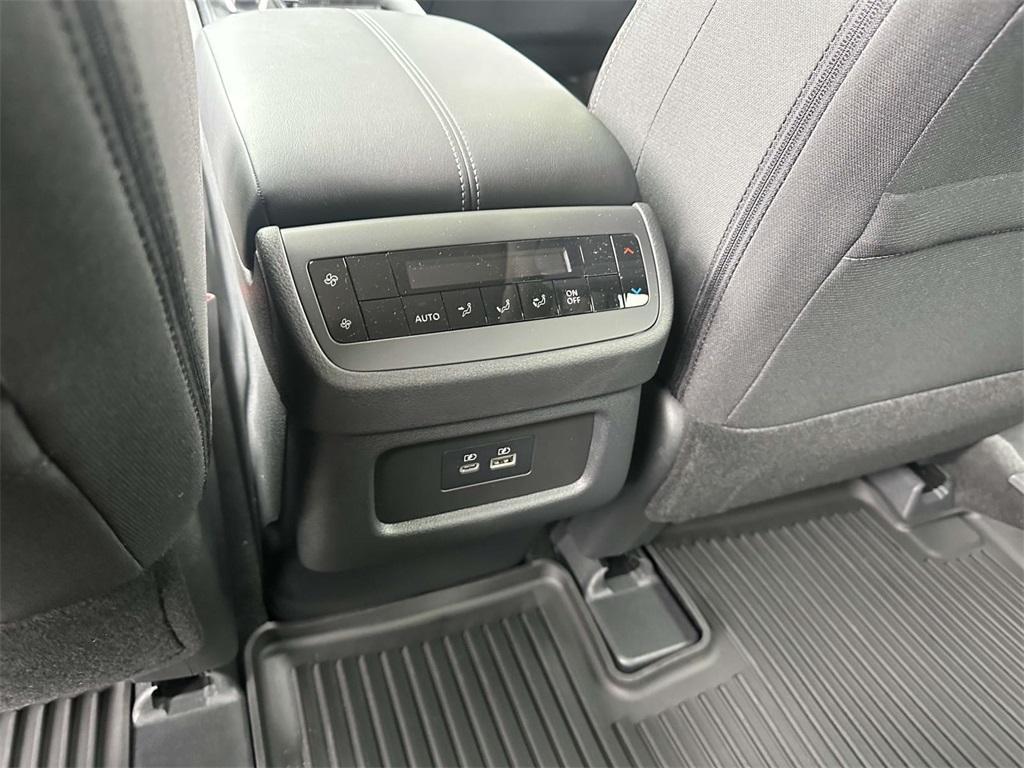 new 2025 Nissan Pathfinder car, priced at $45,865