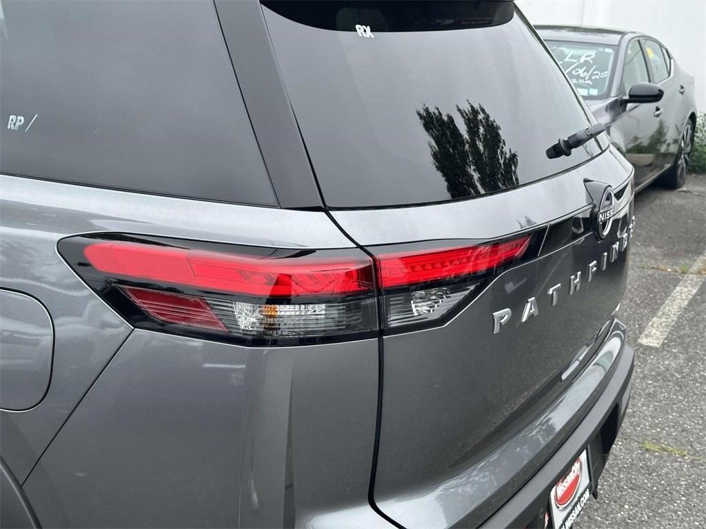 new 2025 Nissan Pathfinder car, priced at $45,865