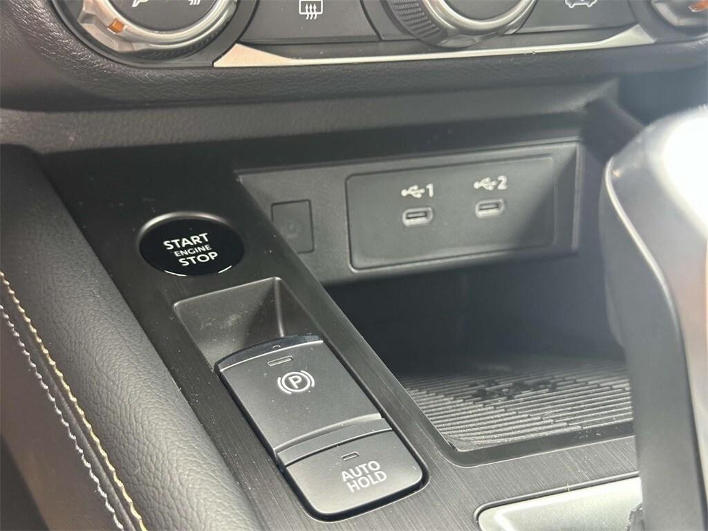 new 2025 Nissan Kicks car, priced at $27,180