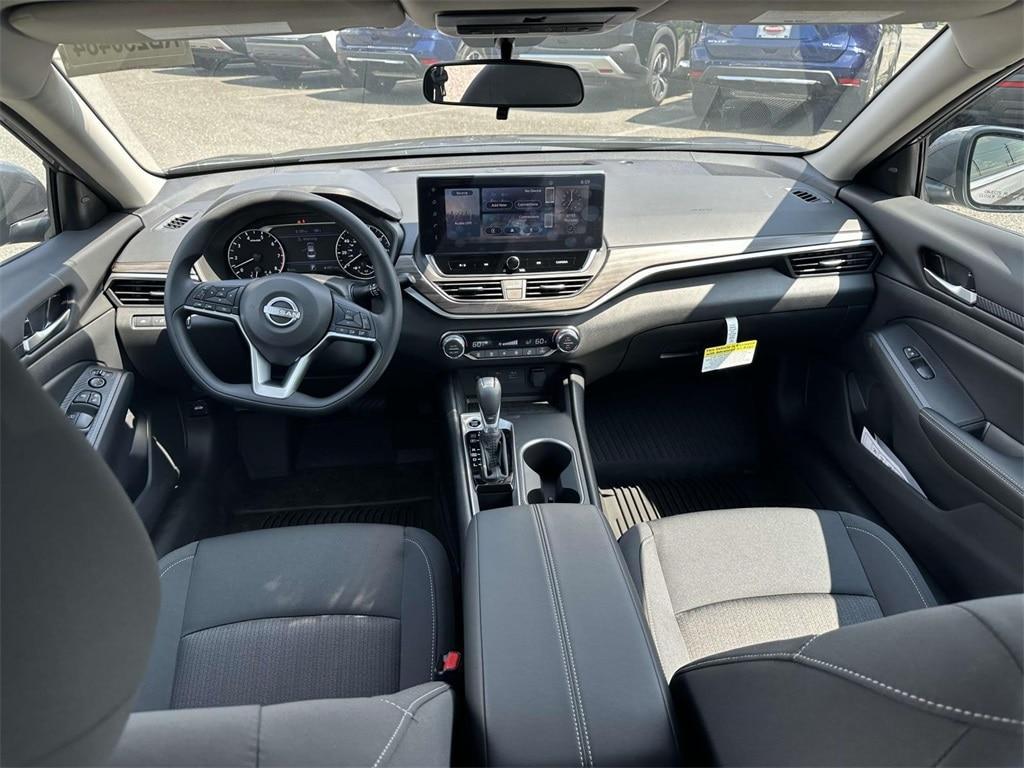 new 2025 Nissan Altima car, priced at $30,605