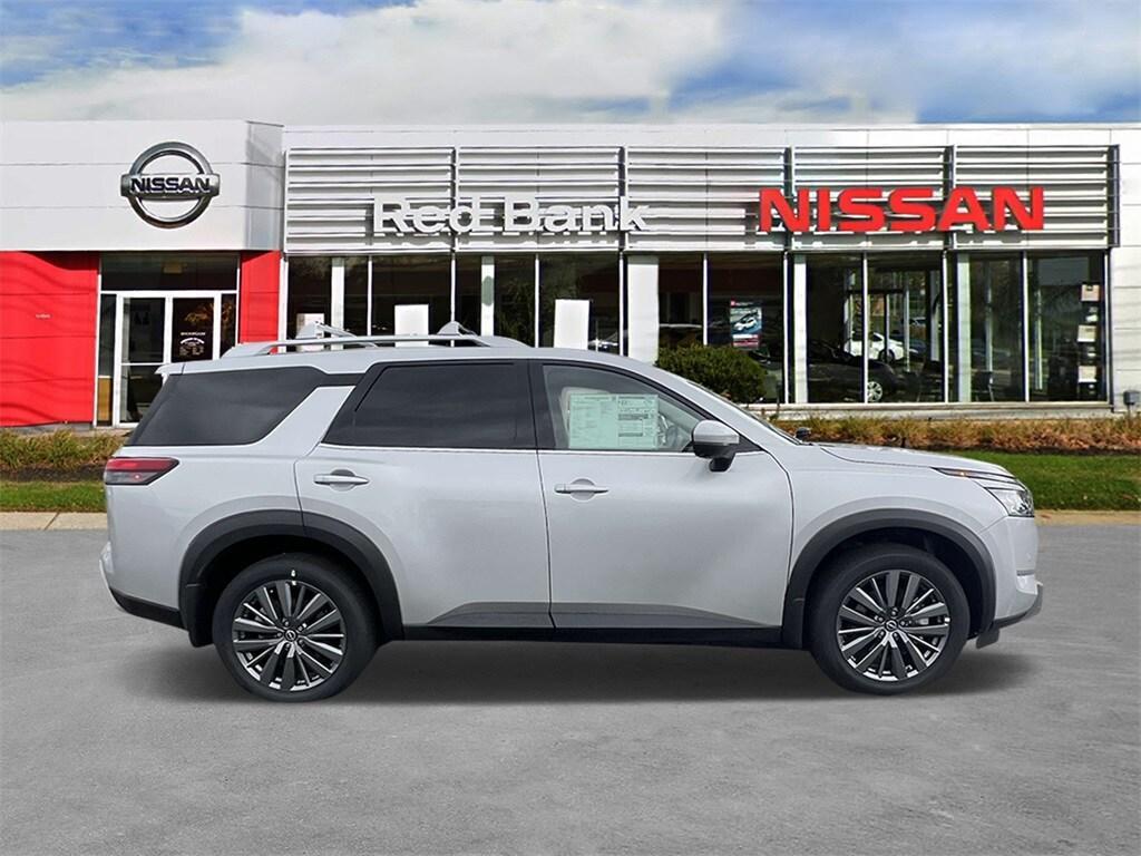 new 2025 Nissan Pathfinder car, priced at $49,555