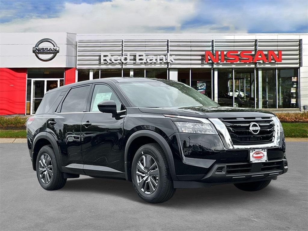 new 2025 Nissan Pathfinder car, priced at $40,450