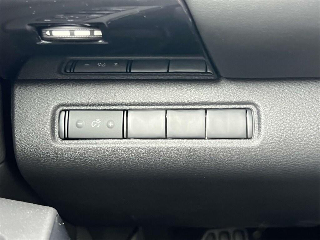new 2025 Nissan Pathfinder car, priced at $40,450