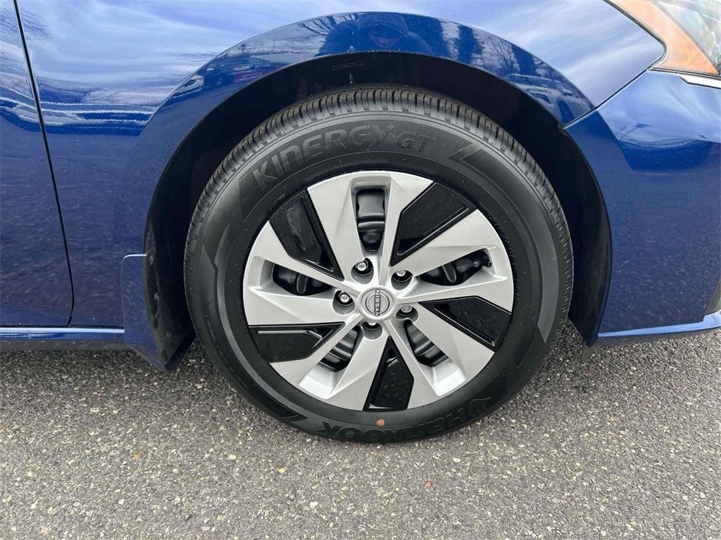 used 2024 Nissan Altima car, priced at $23,494