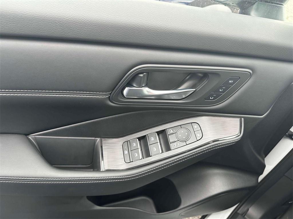 new 2025 Nissan Rogue car, priced at $42,050