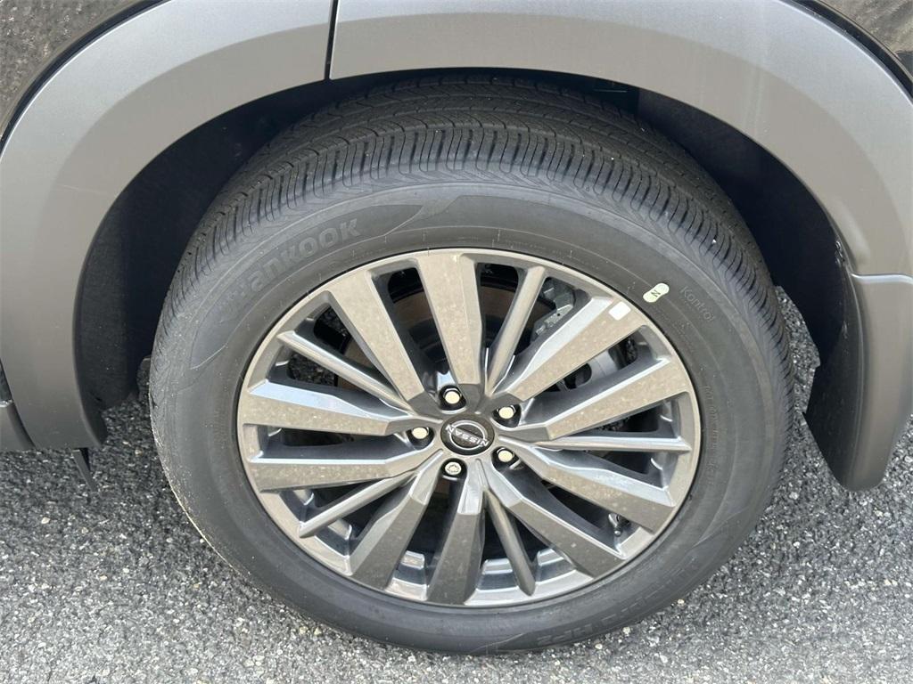 new 2025 Nissan Pathfinder car, priced at $50,600