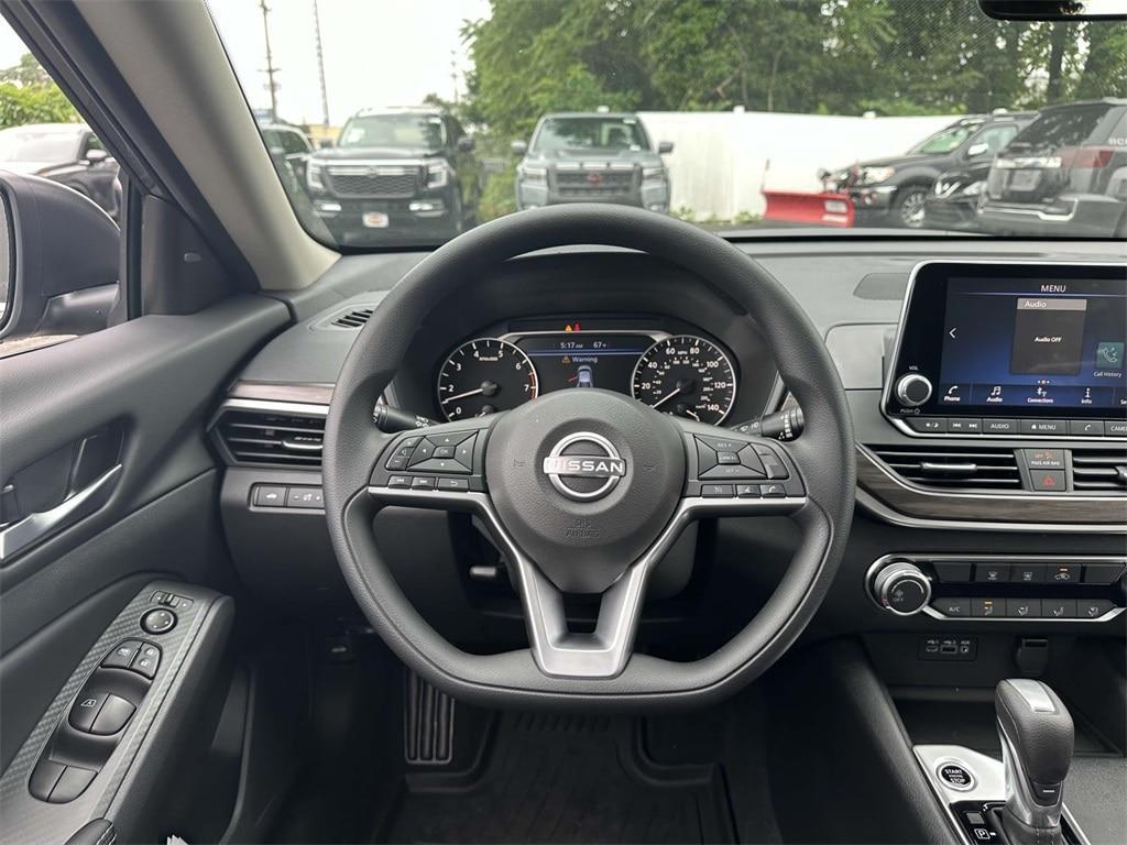 new 2025 Nissan Altima car, priced at $29,515